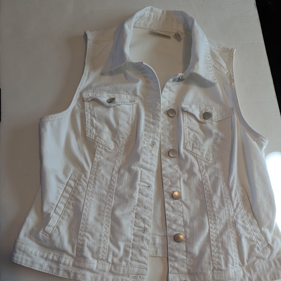Chicos Distressed White Denim Vest  Womens Size 0 XS/Sm  Button Up - Picture 1 of 7